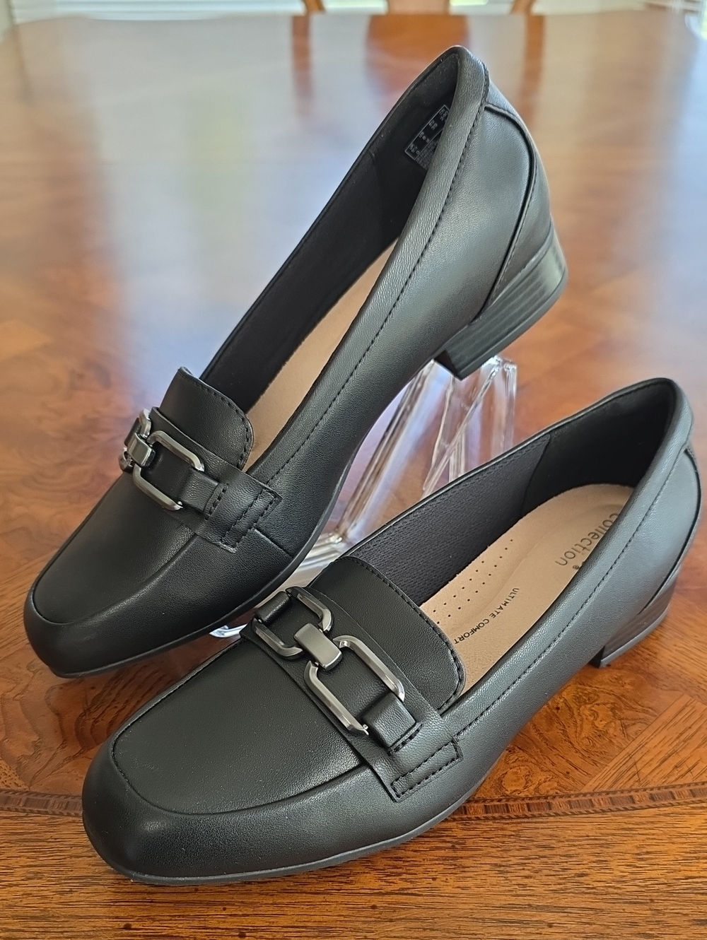 Clarks Collection Juliet Echo Black Leather Loafer Shoes w/ Buckle Size 8M - NEW